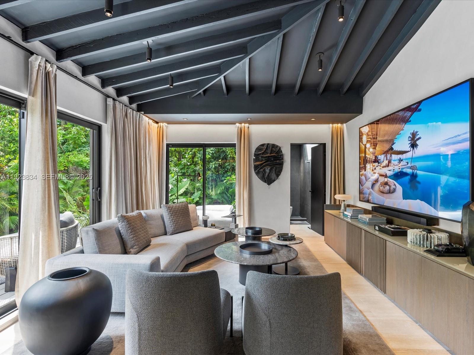 3522 William Ave Miami, FL 33133