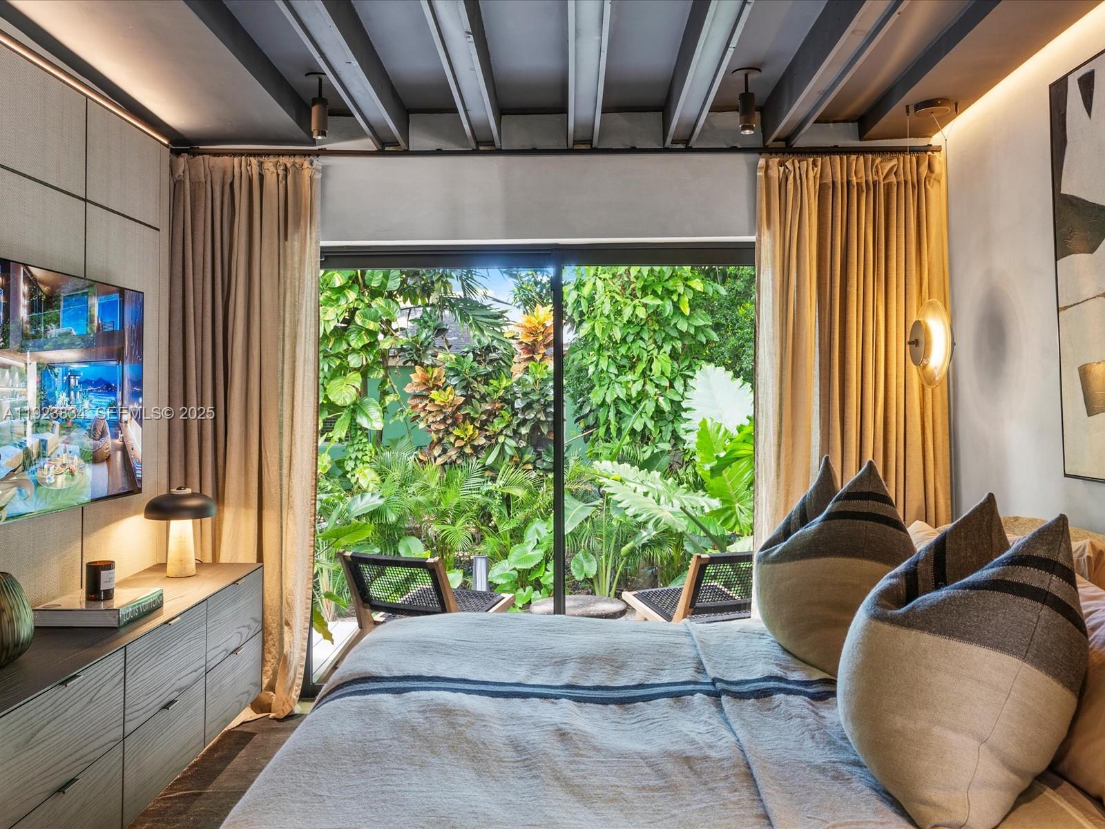 3522 William Ave Miami, FL 33133