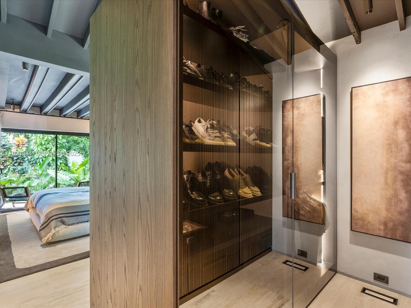 3522 William Ave Miami, FL 33133