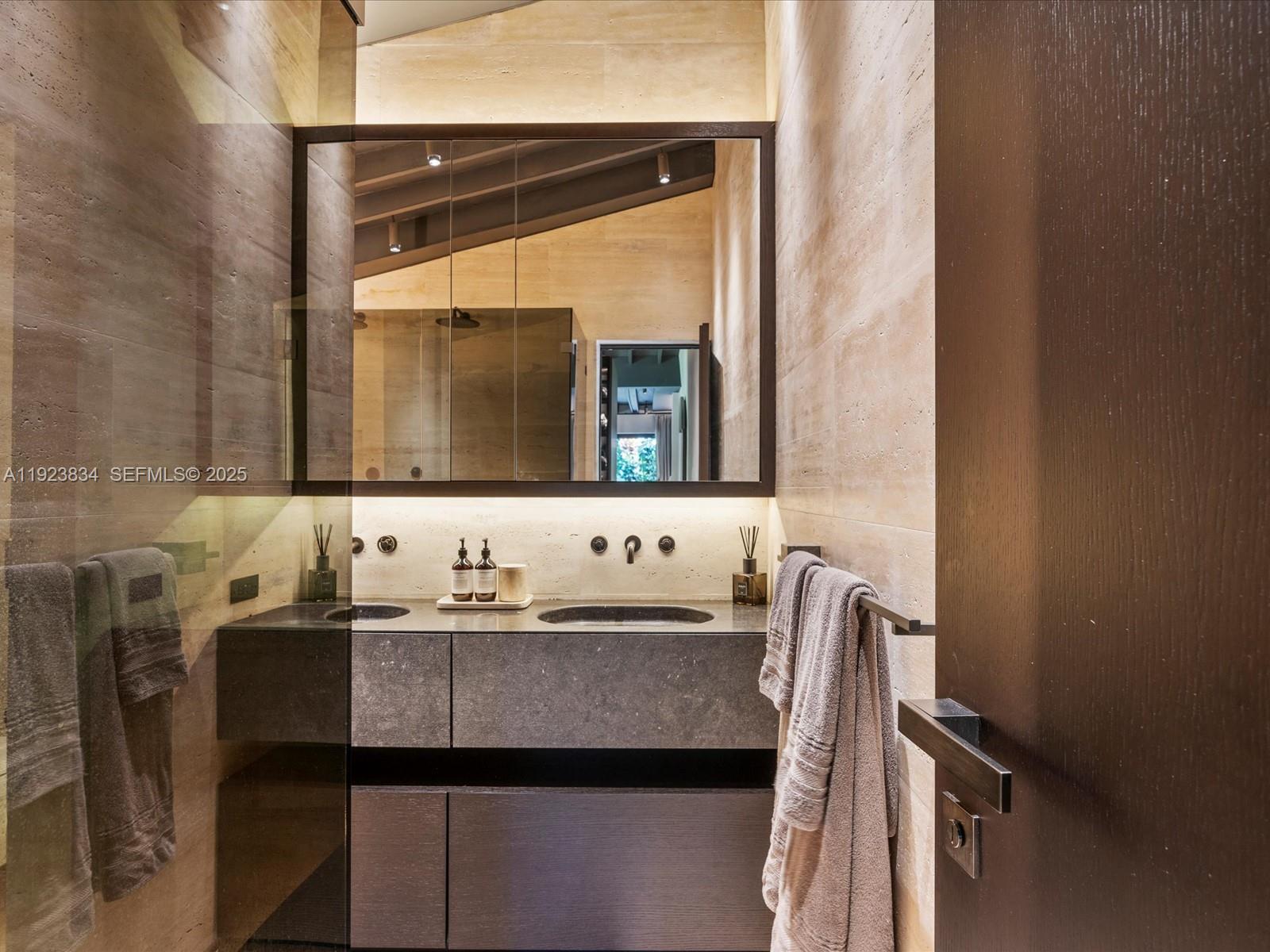 3522 William Ave Miami, FL 33133