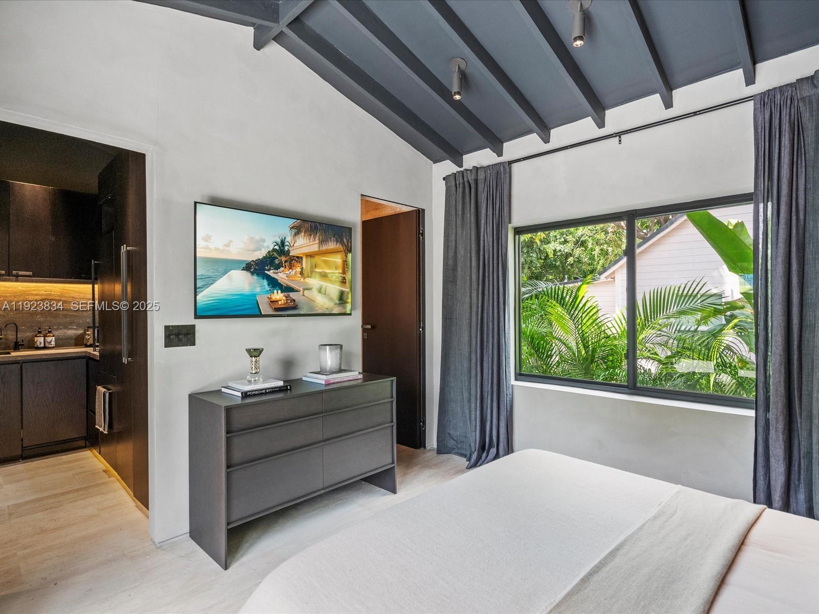 3522 William Ave Miami, FL 33133