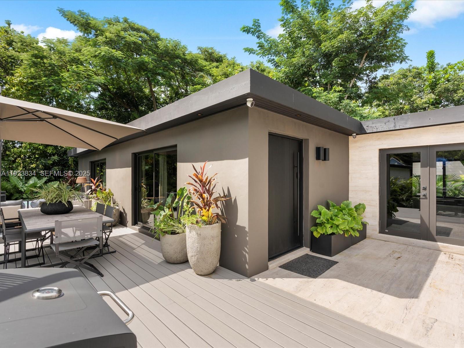 3522 William Ave Miami, FL 33133