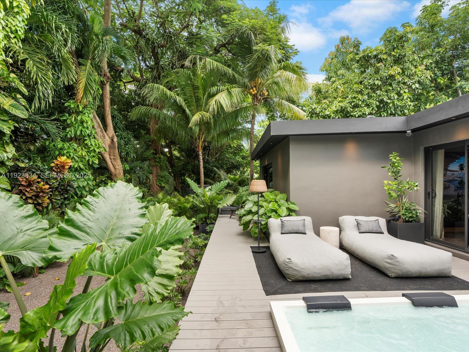 3522 William Ave Miami, FL 33133