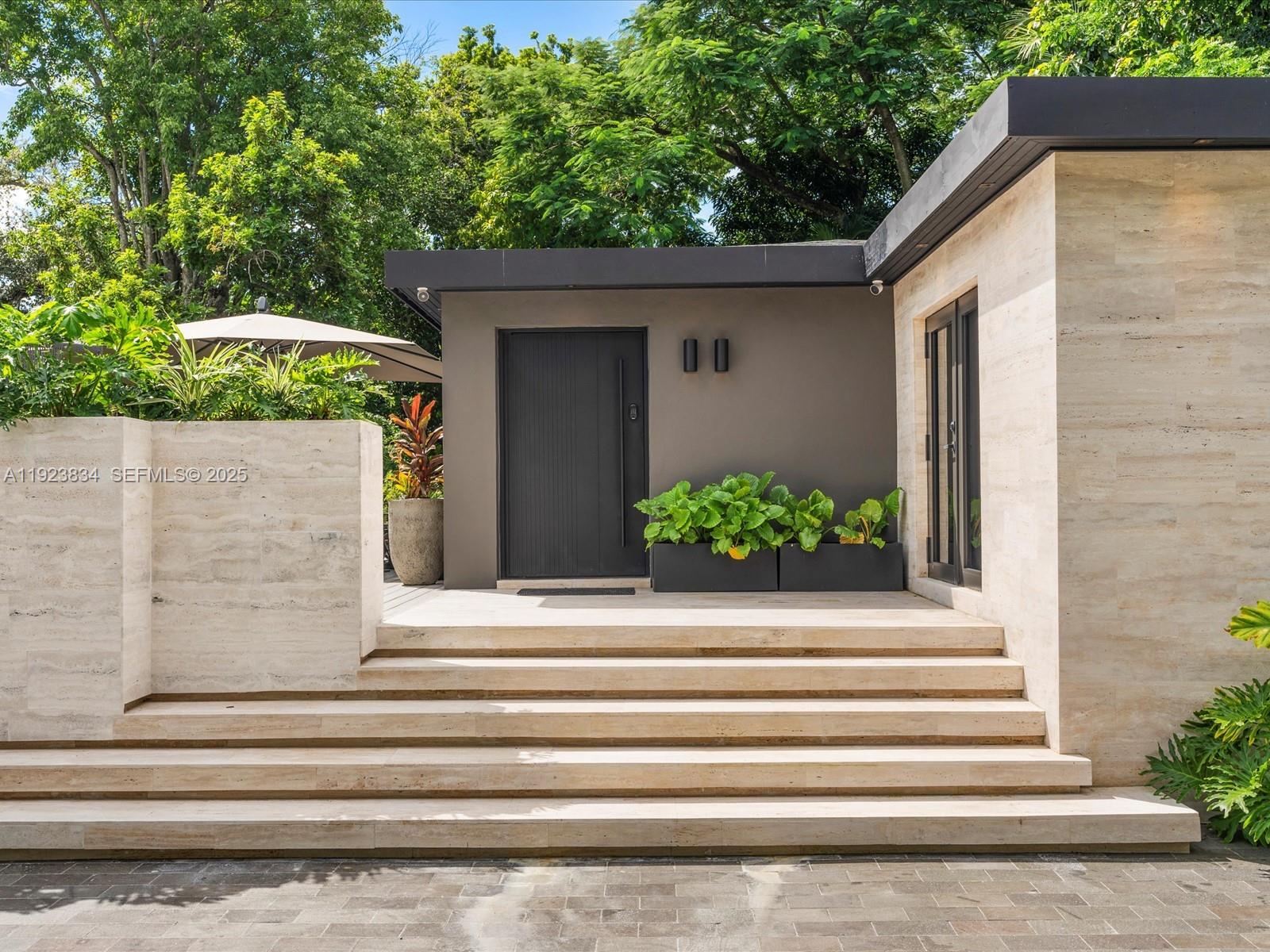 3522 William Ave Miami, FL 33133