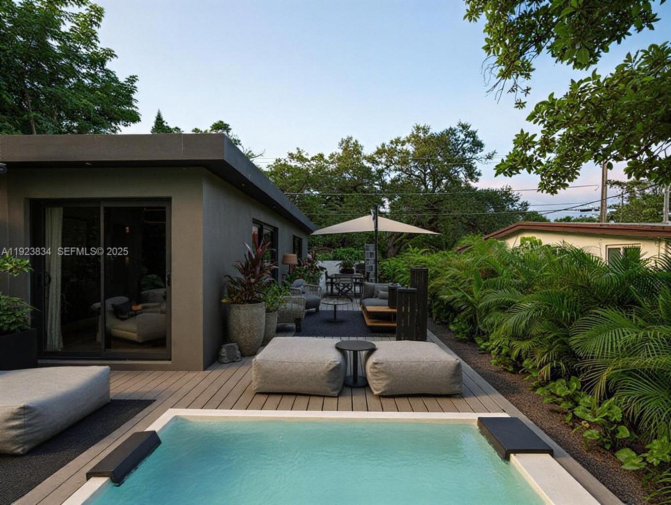 3522 William Ave Miami, FL 33133