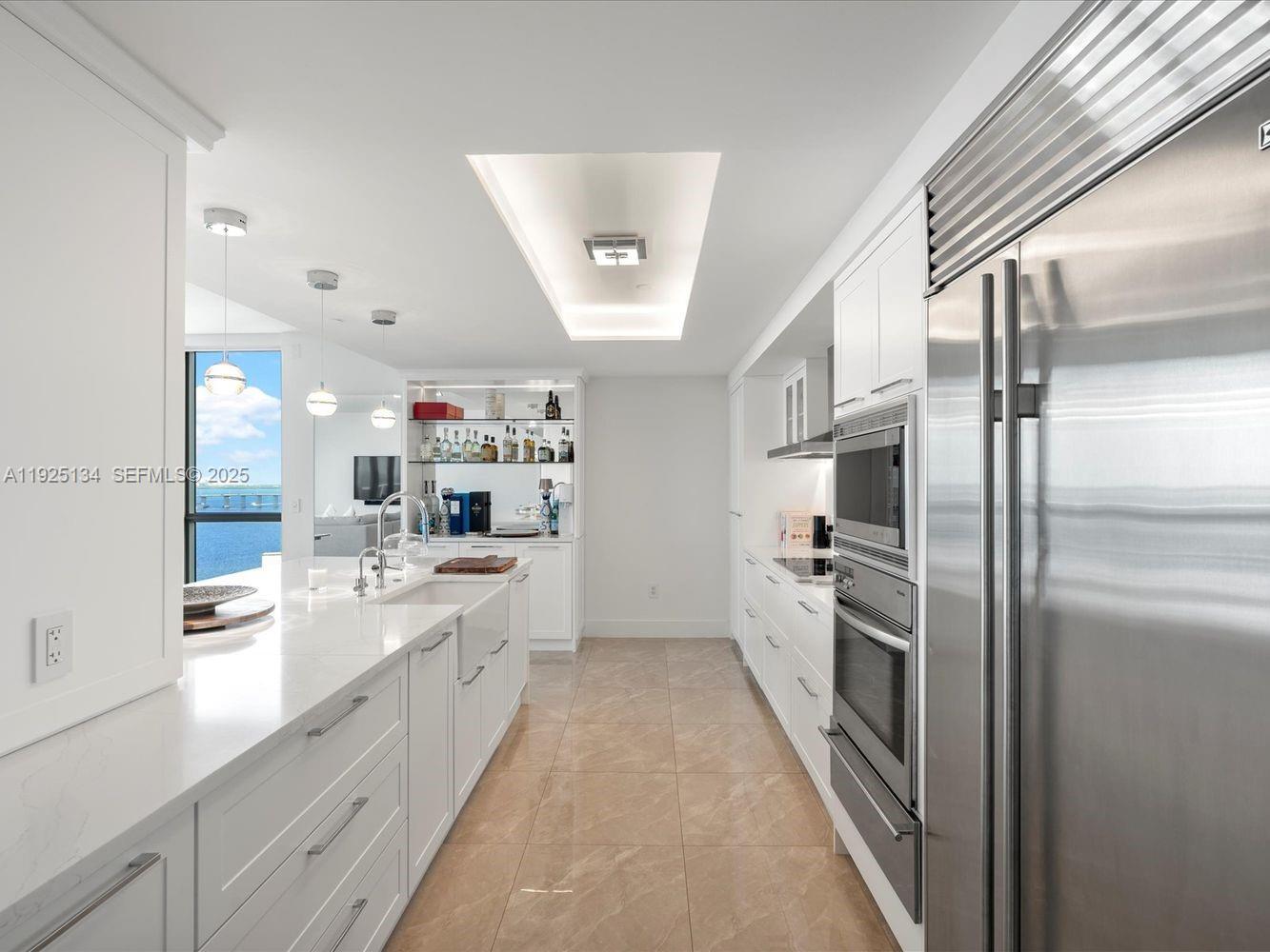 1331 Brickell Bay Dr #1811 Miami, FL 33131