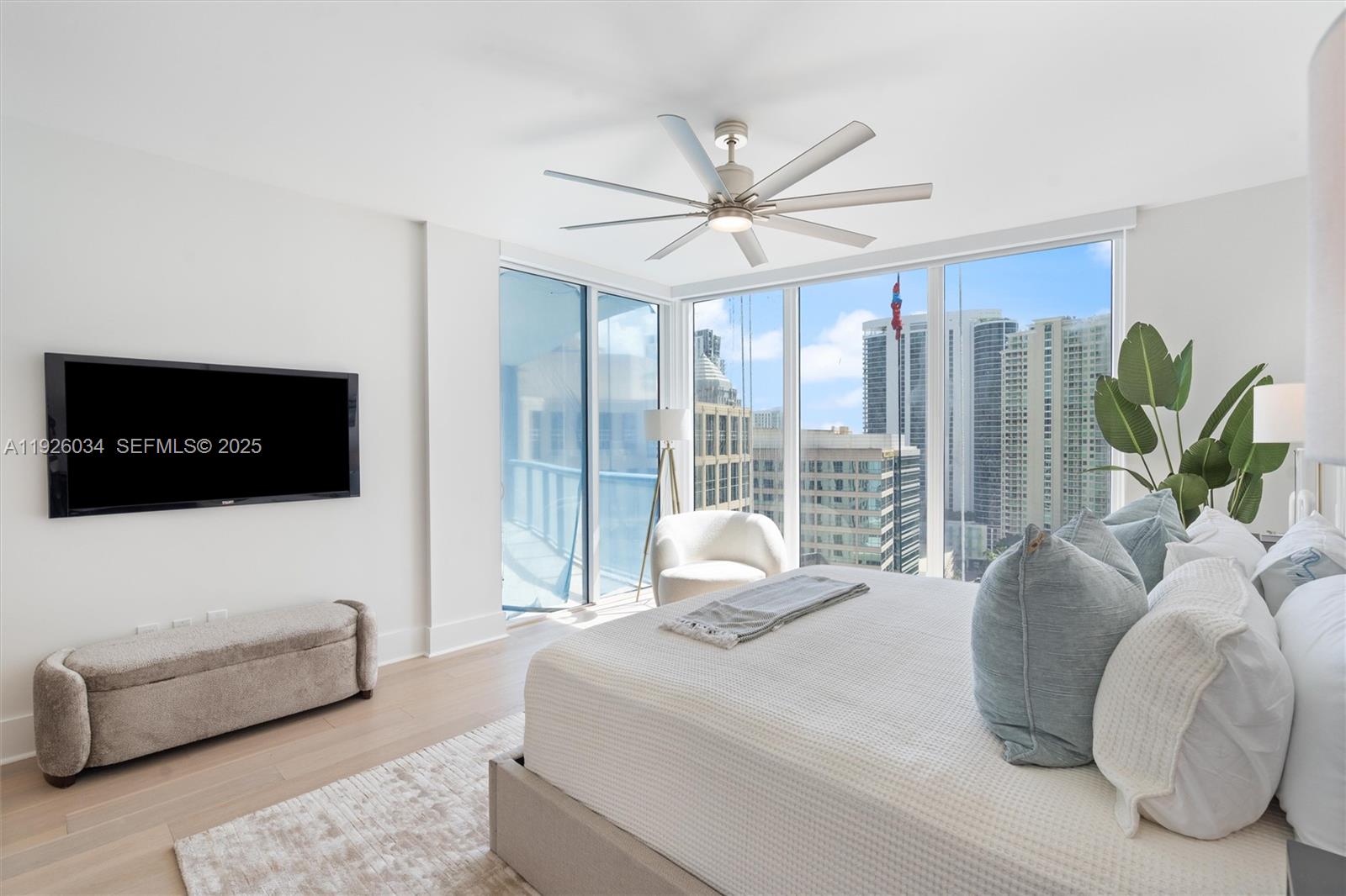 333 Las Olas Way #2406 Fort Lauderdale, FL 33301