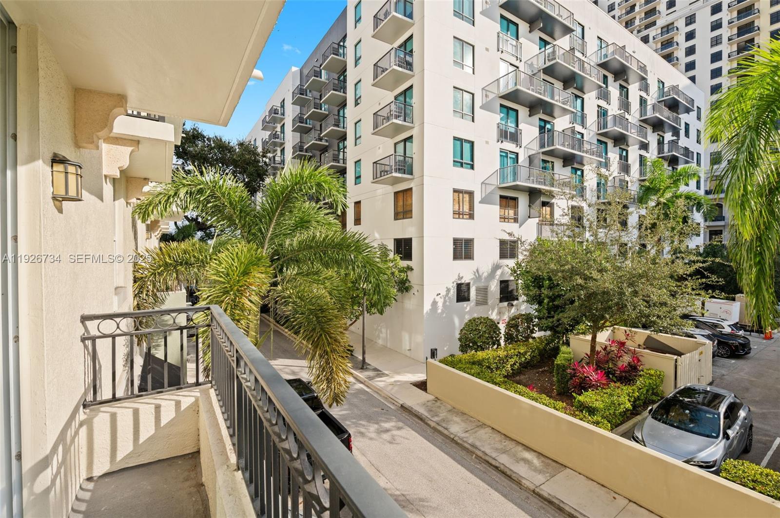 600 S Dixie Hwy #237 West Palm Beach, FL 33401