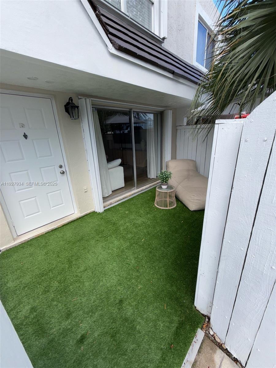 4530 SW 68th Ct Cir #35-6 Miami, FL 33155