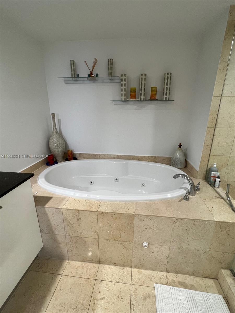 image Beach Club Two6