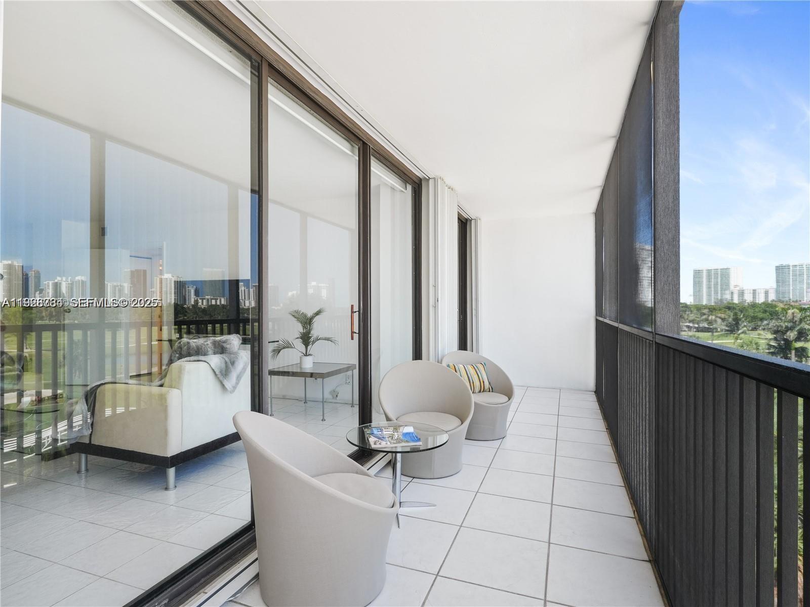 20379 W Country Clb Dr #536 Aventura, FL 33180