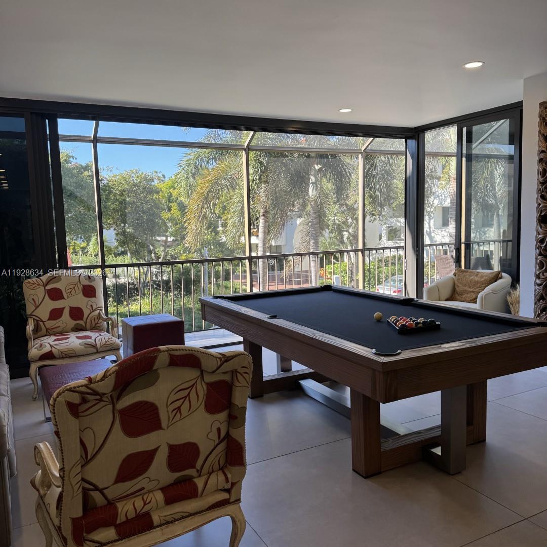 2000 S Bayshore Dr #46 Miami, FL 33133