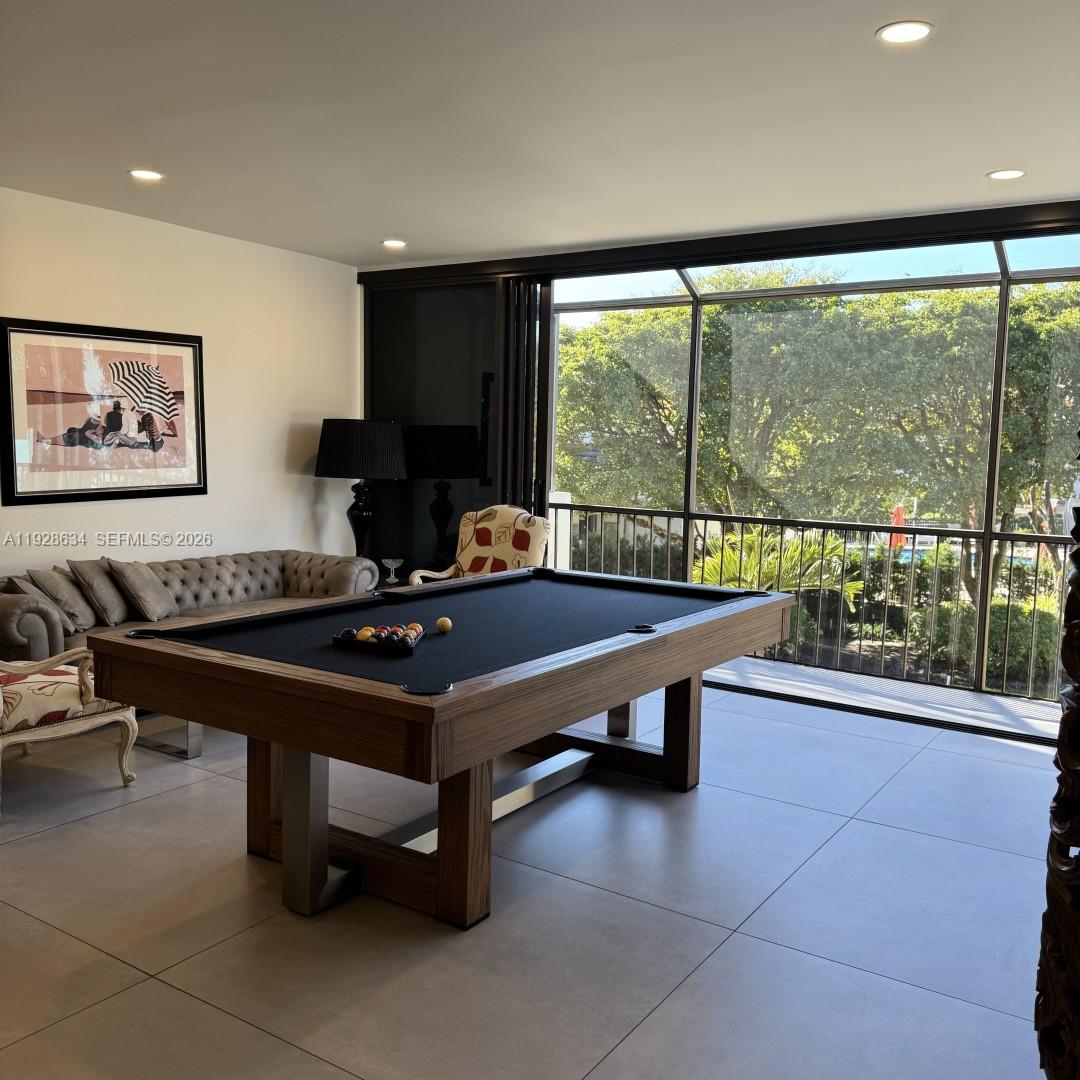 2000 S Bayshore Dr #46 Miami, FL 33133