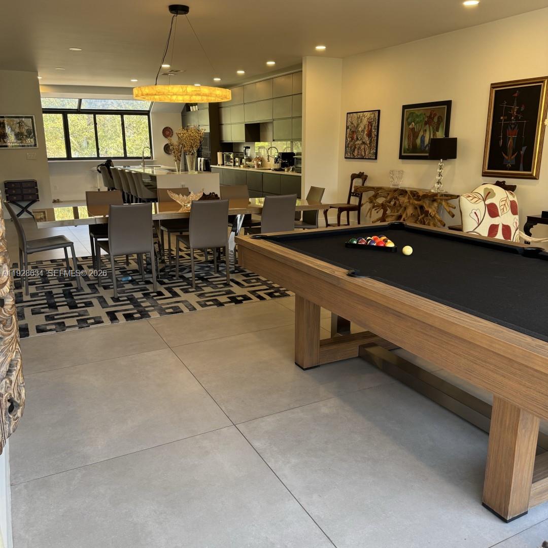 2000 S Bayshore Dr #46 Miami, FL 33133