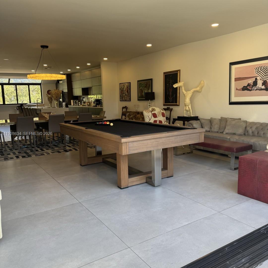 2000 S Bayshore Dr #46 Miami, FL 33133