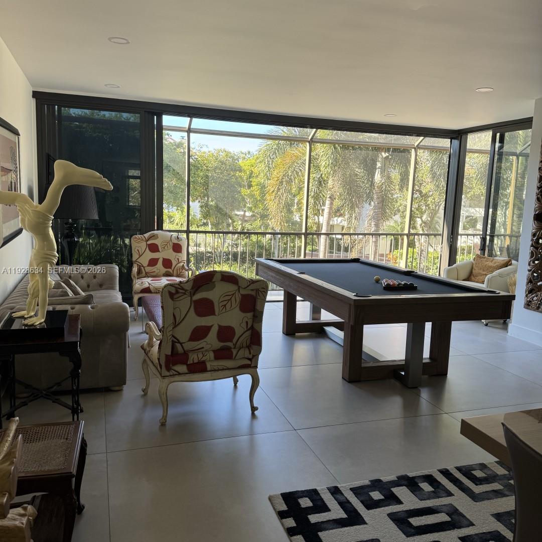 2000 S Bayshore Dr #46 Miami, FL 33133