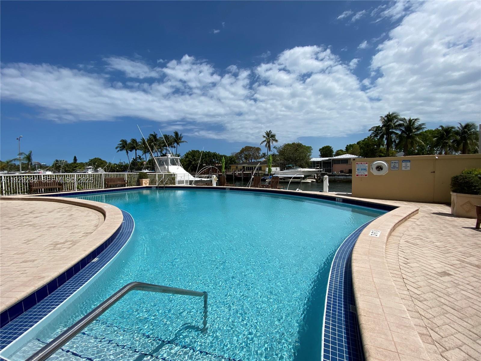 2000 NE 135th St #710 North Miami, FL 33181