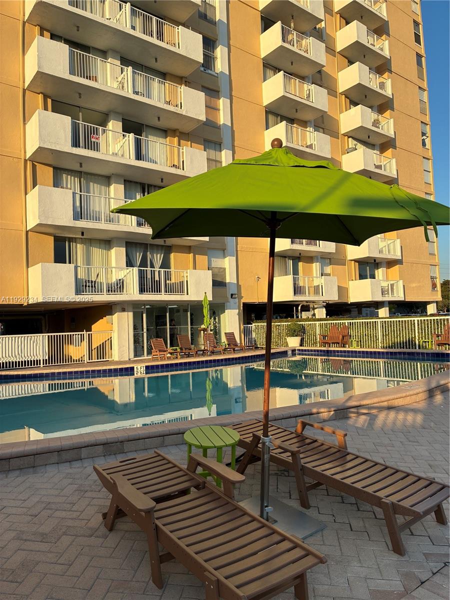 2000 NE 135th St #710 North Miami, FL 33181