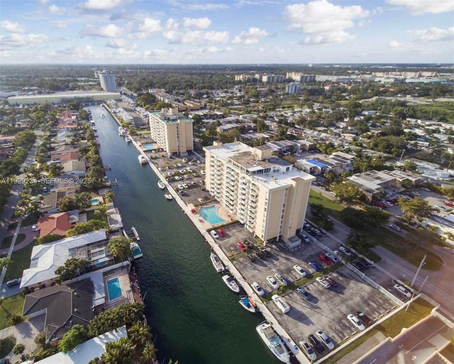 2000 NE 135th St #710 North Miami, FL 33181