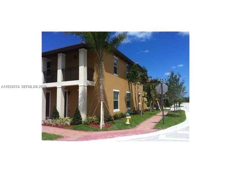 1131 SW 147th Ave Pembroke Pines, FL 33027