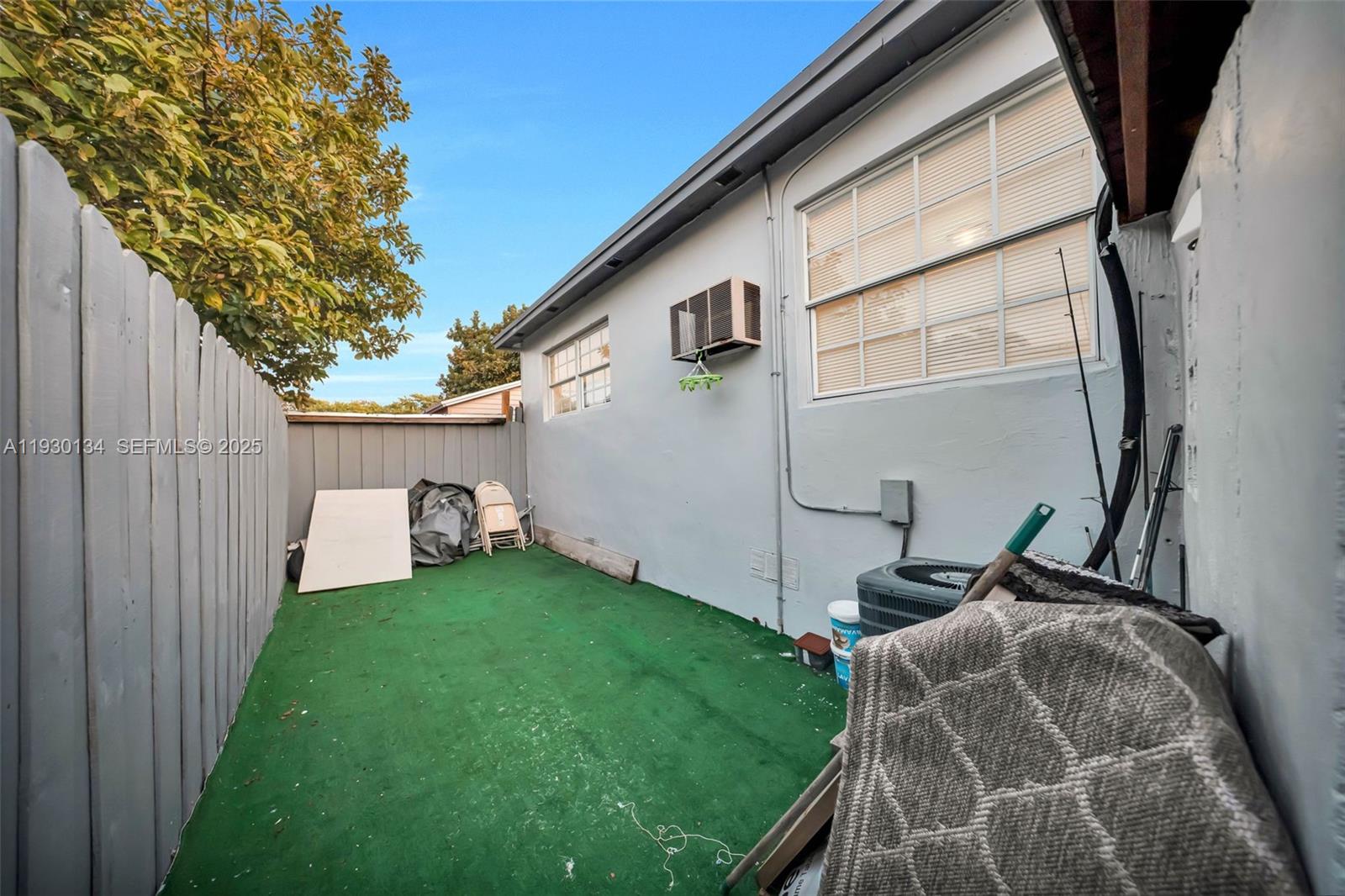 115 NW 56th Ave Miami, FL 33126