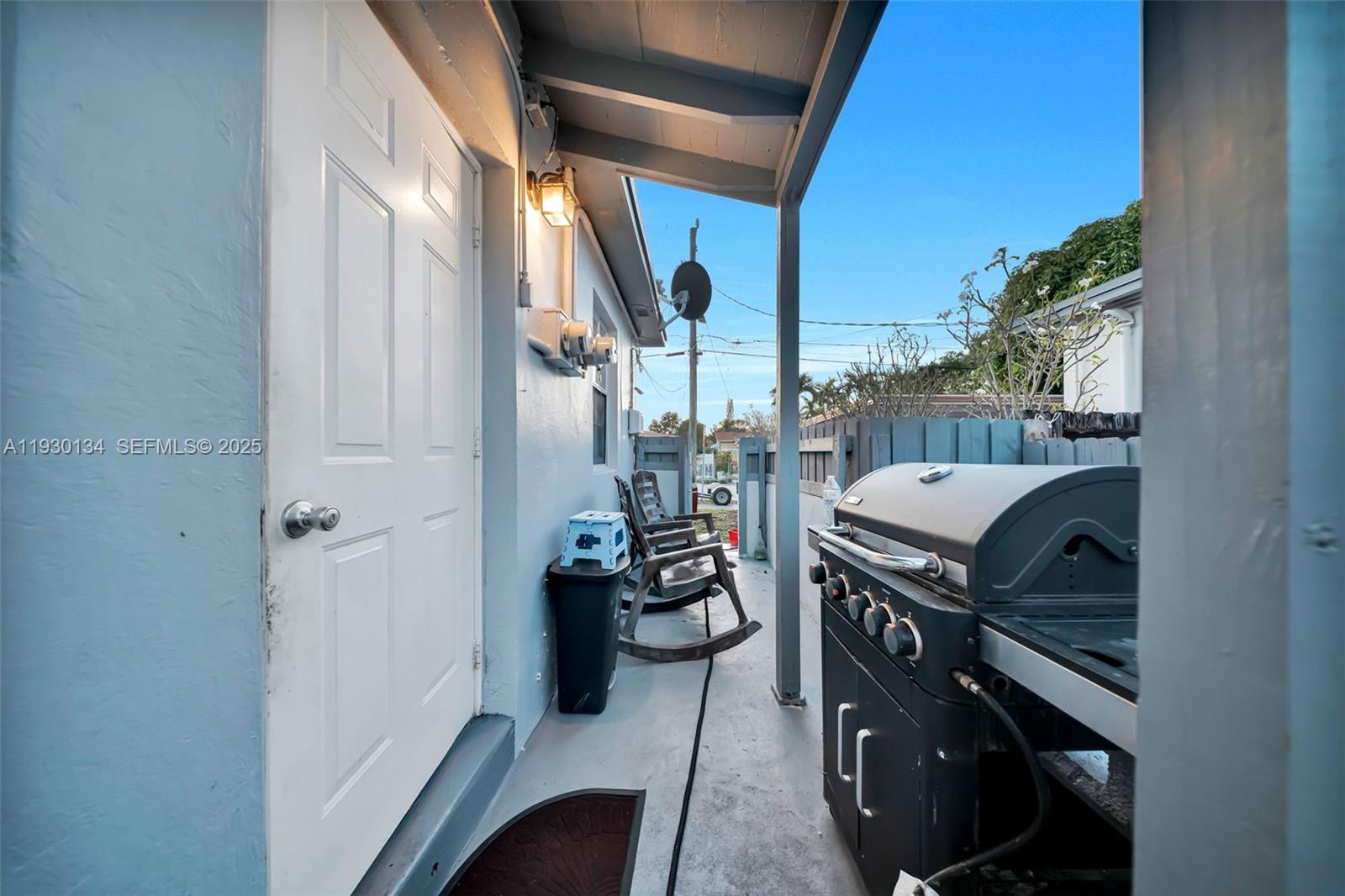 115 NW 56th Ave Miami, FL 33126