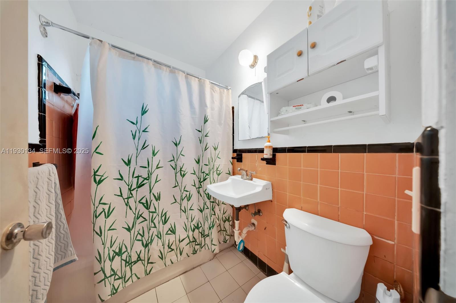 115 NW 56th Ave Miami, FL 33126