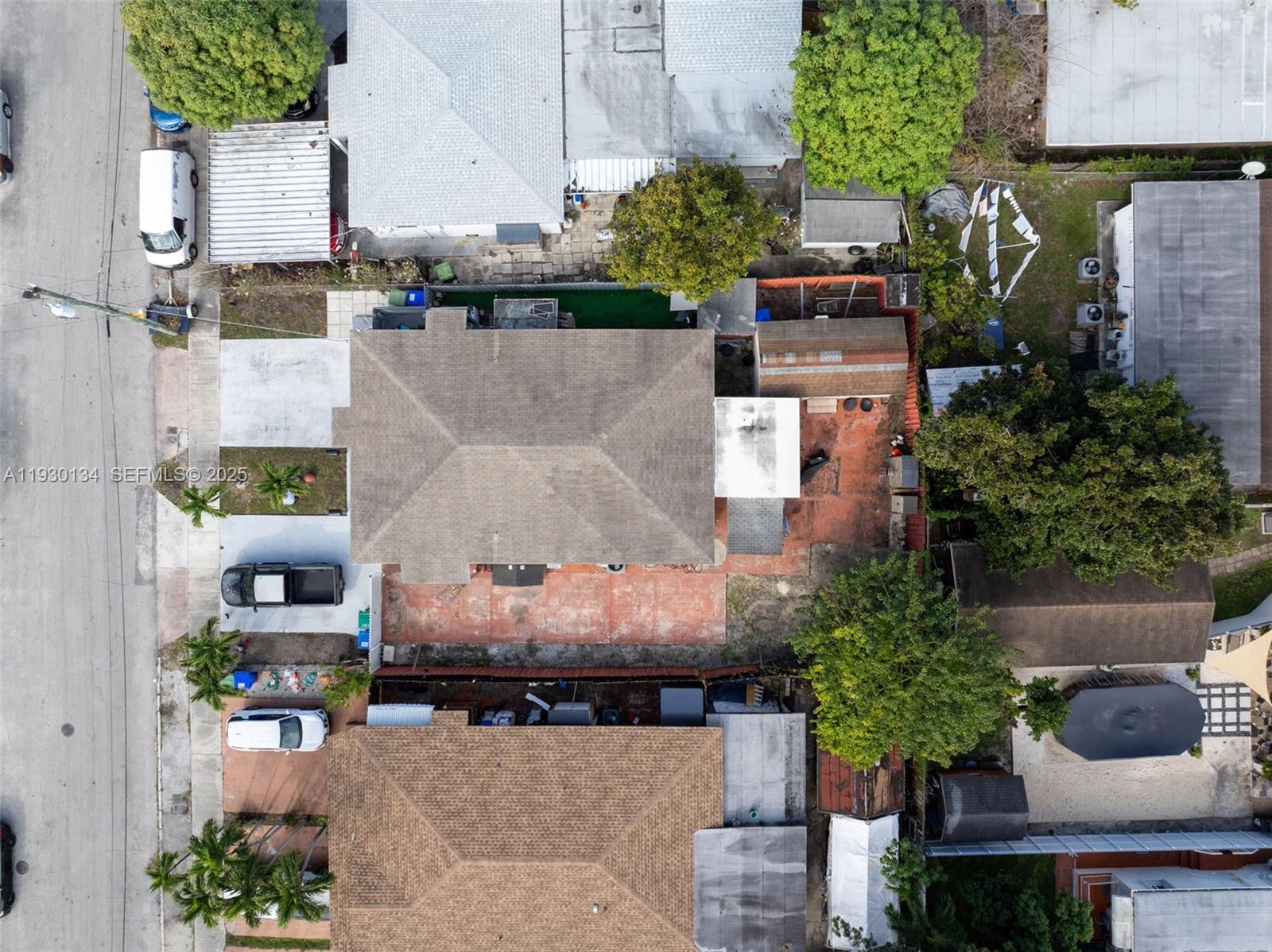 115 NW 56th Ave Miami, FL 33126