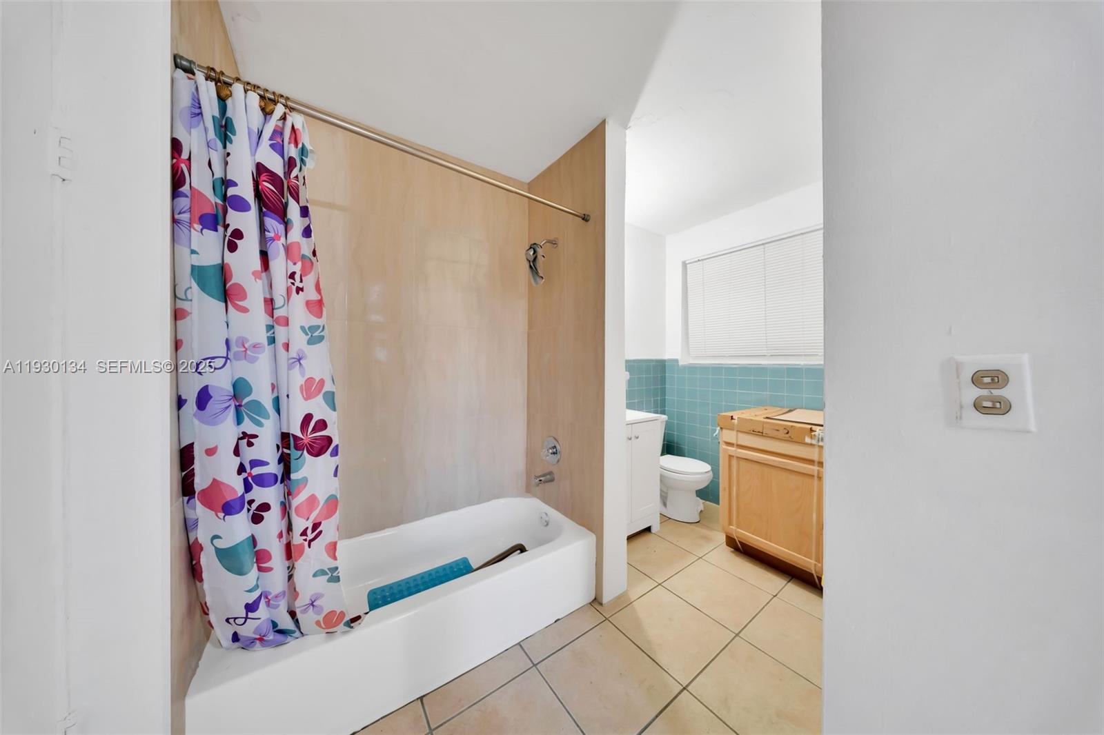 115 NW 56th Ave Miami, FL 33126