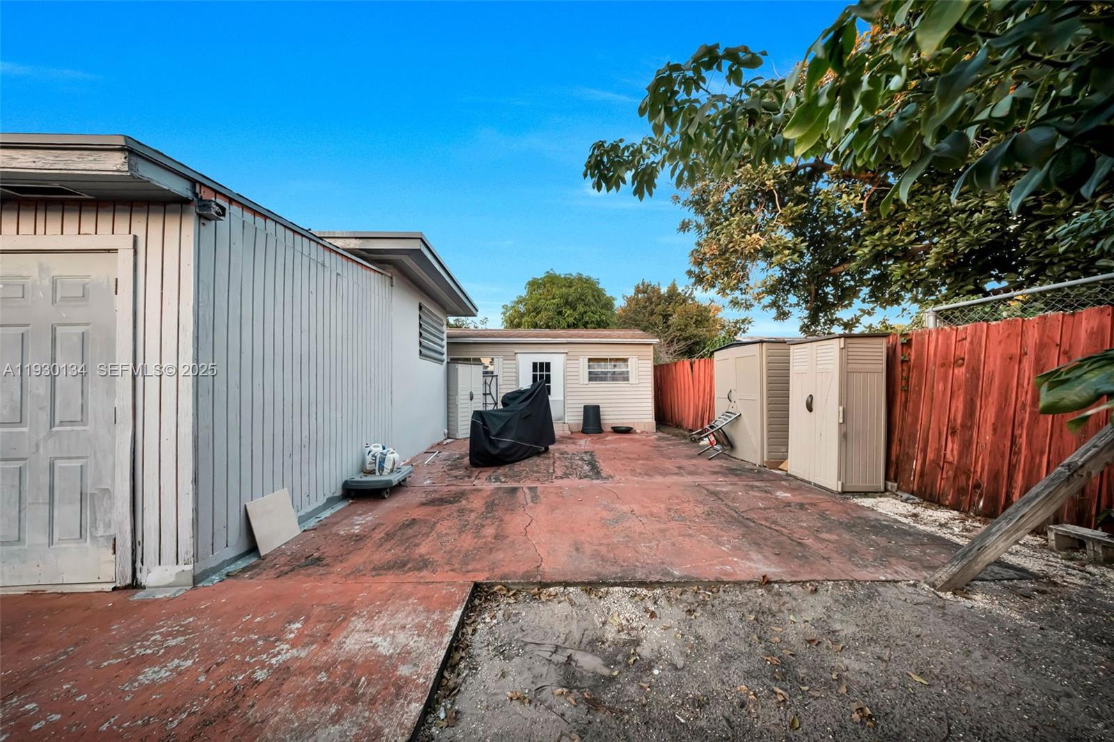 115 NW 56th Ave Miami, FL 33126