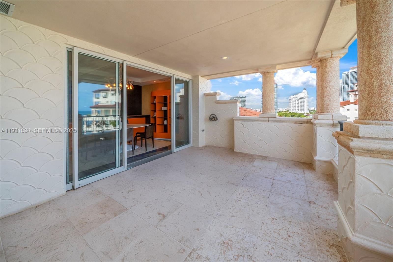 7471 Fisher Is Dr #7471 Miami Beach, FL 33109