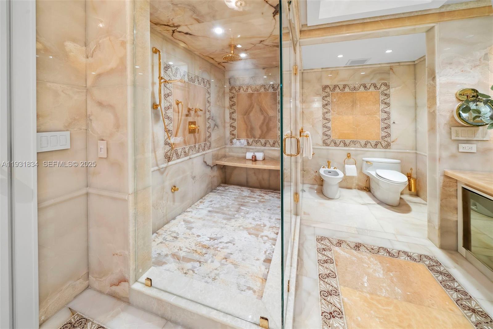 7471 Fisher Is Dr #7471 Miami Beach, FL 33109