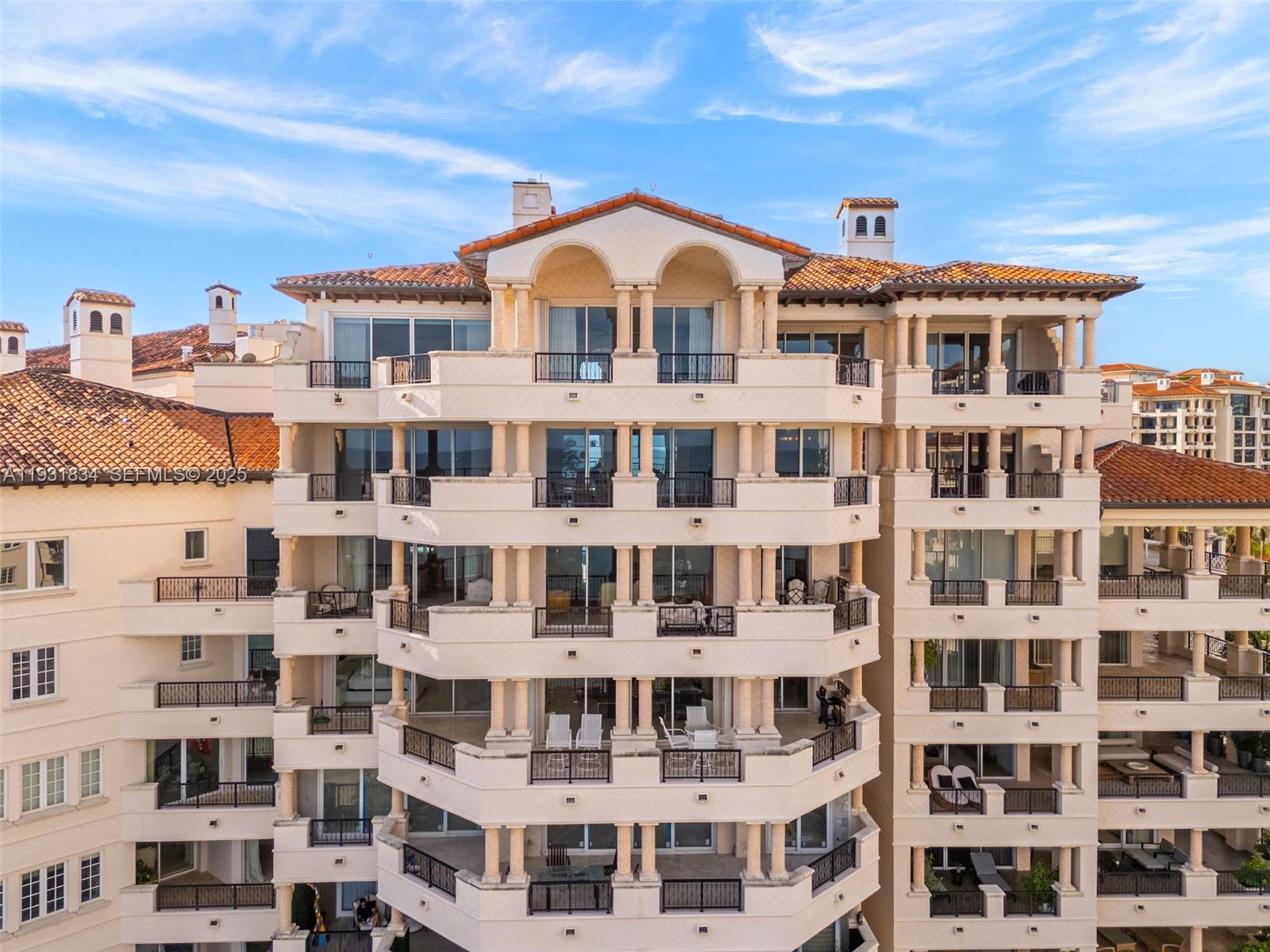 7471 Fisher Is Dr #7471 Miami Beach, FL 33109