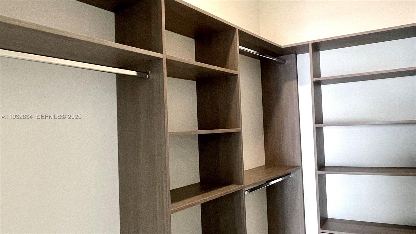 image Paramount Miami Worldcenter11