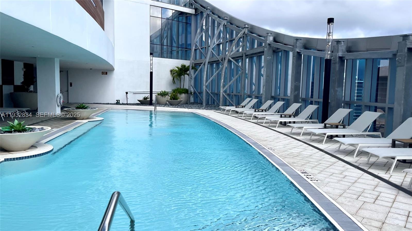 image Paramount Miami Worldcenter35