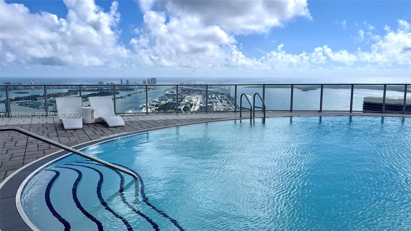 image Paramount Miami Worldcenter37