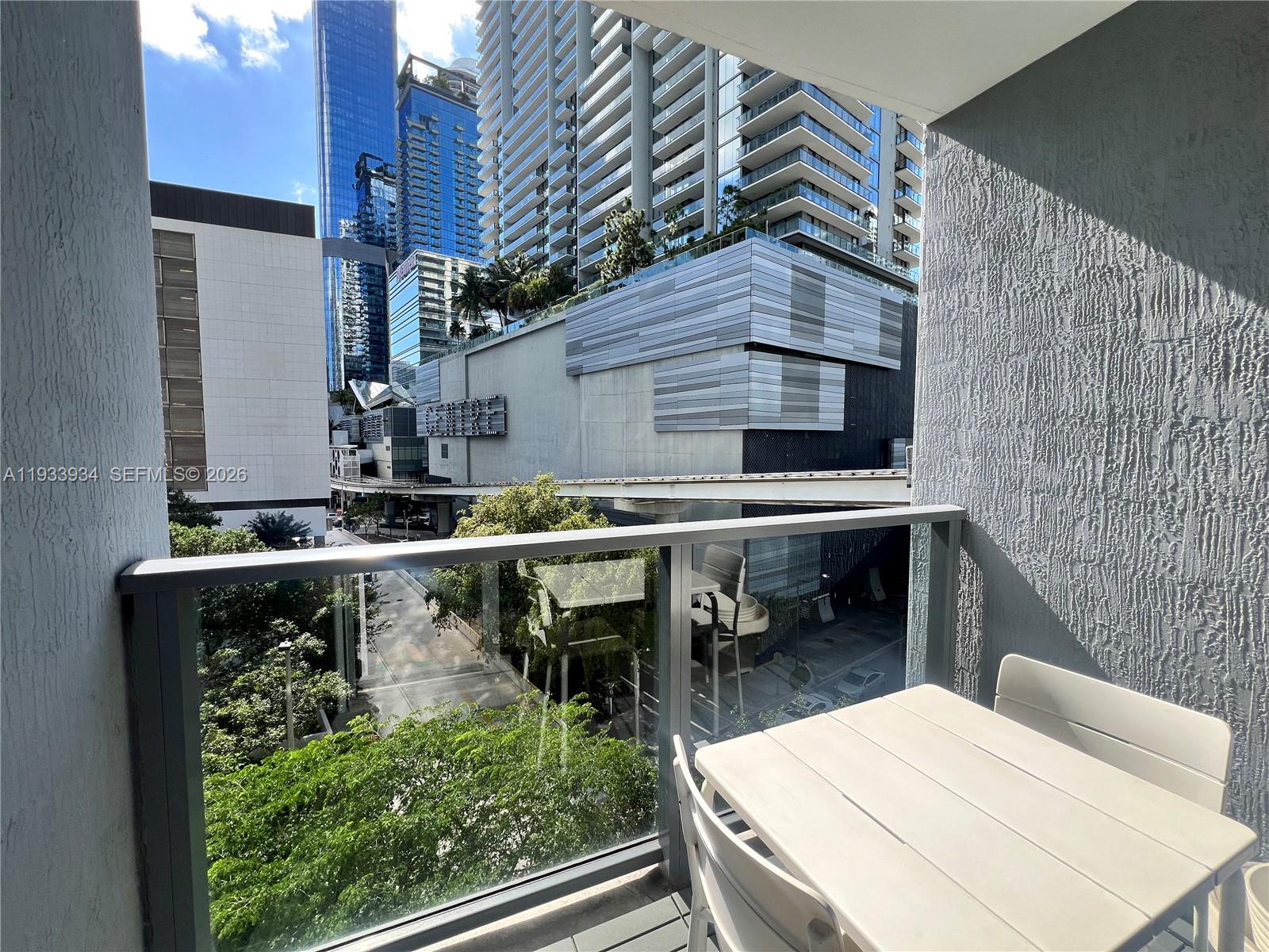 image MyBrickell13