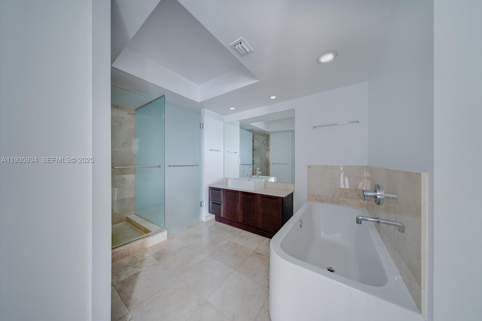 image St Tropez Sunny Isles18