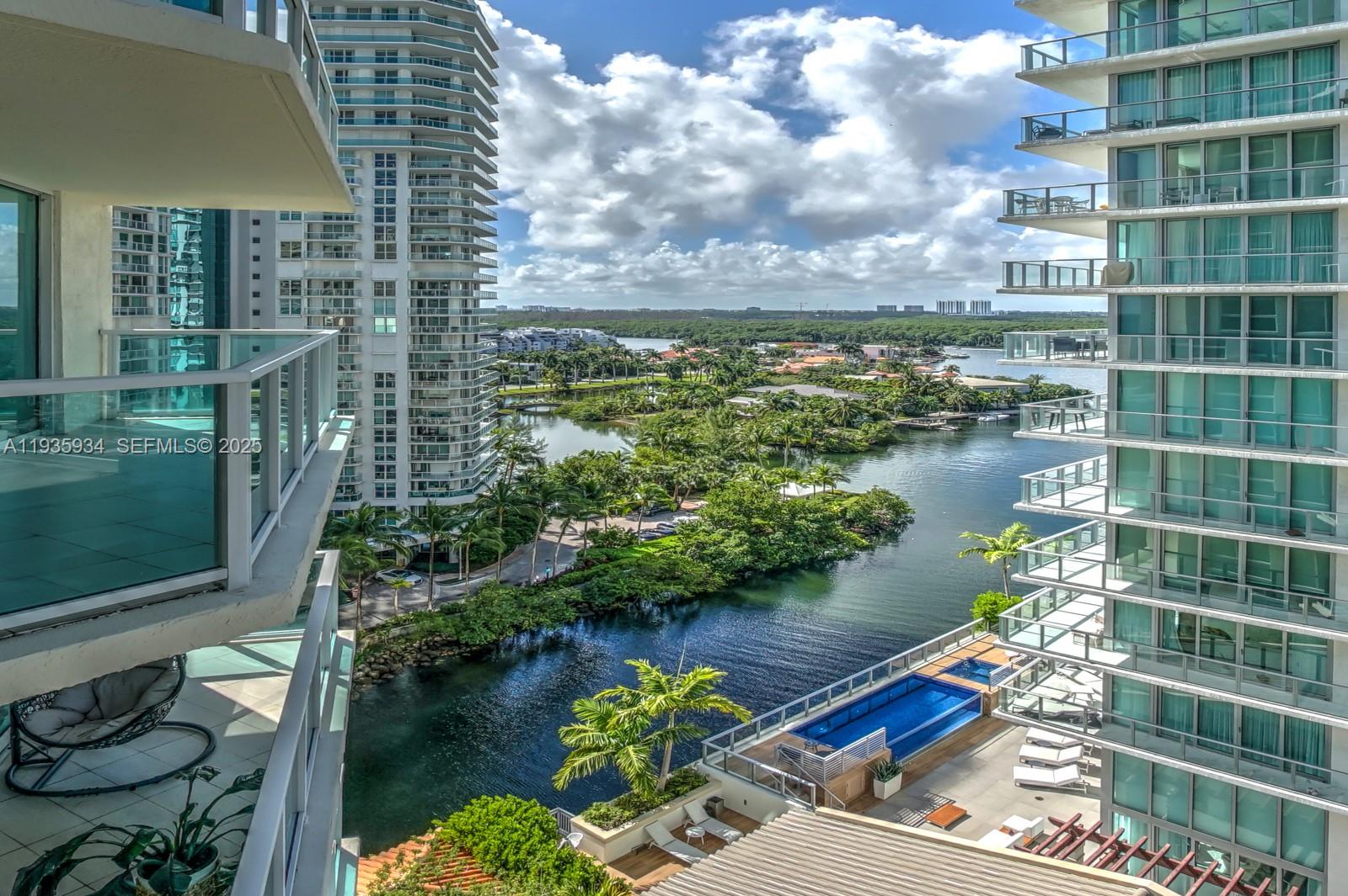image St Tropez Sunny Isles21