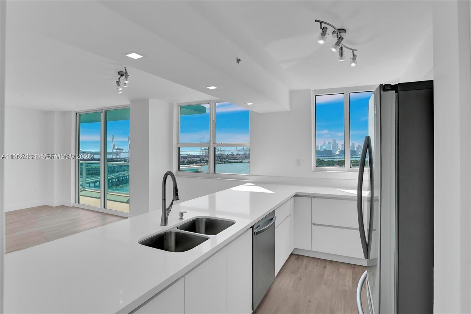 image The Floridian11