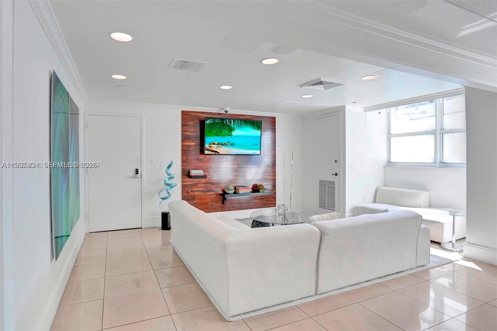 image The Floridian31