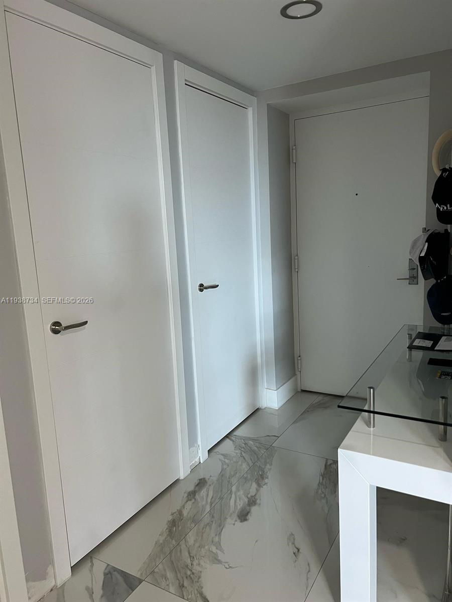 image 500 Brickell West13