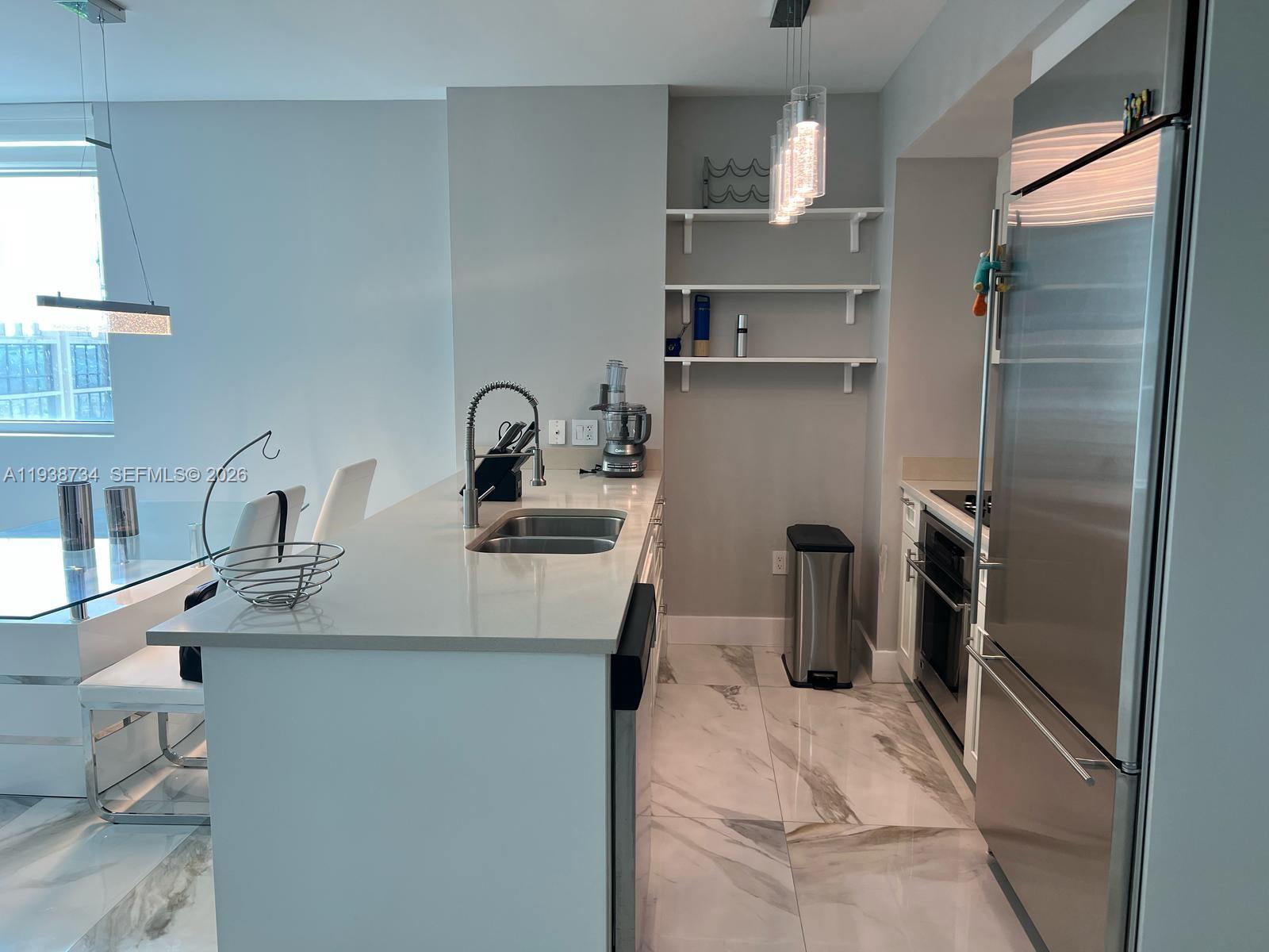 image 500 Brickell West43