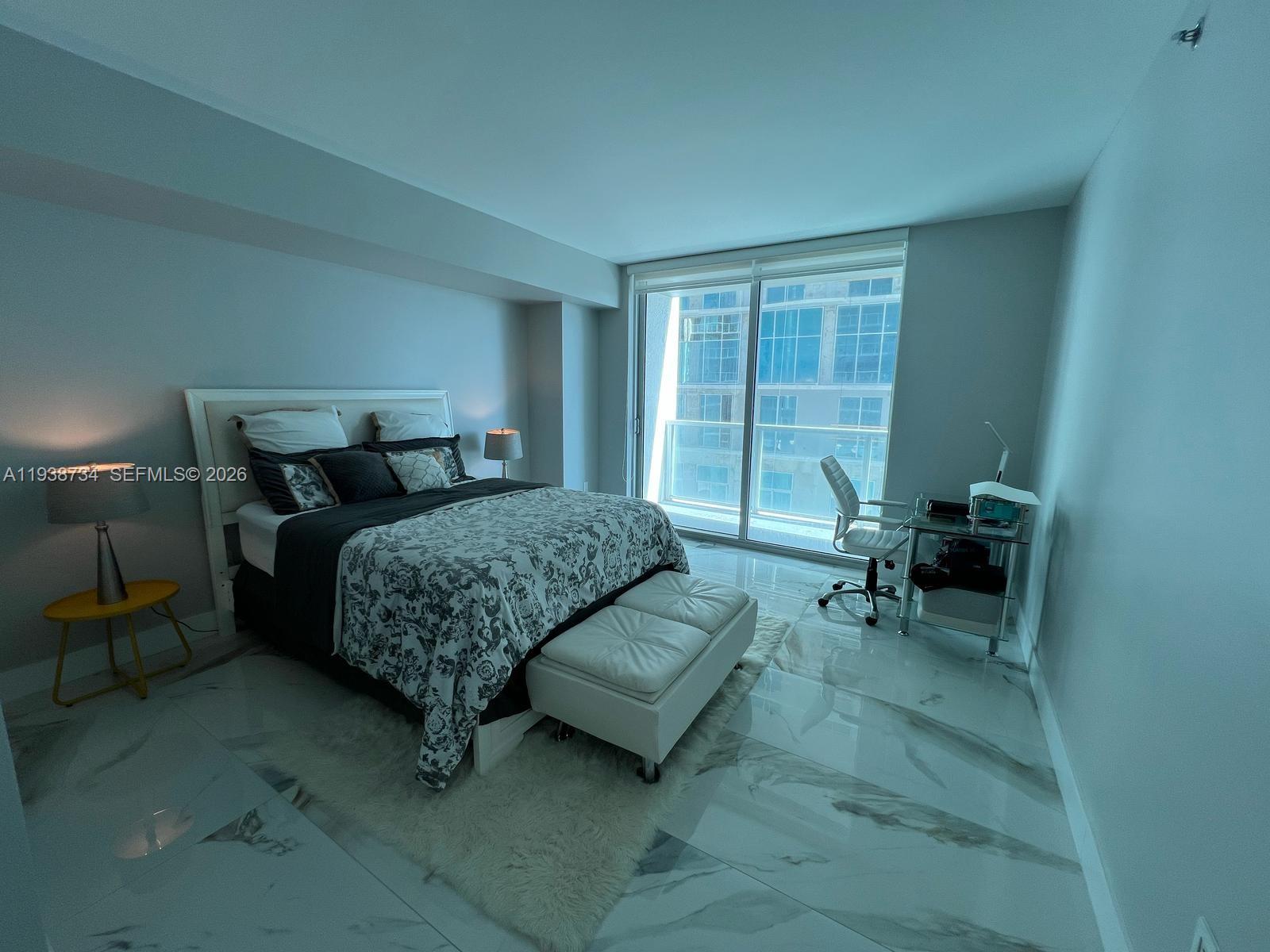 image 500 Brickell West50