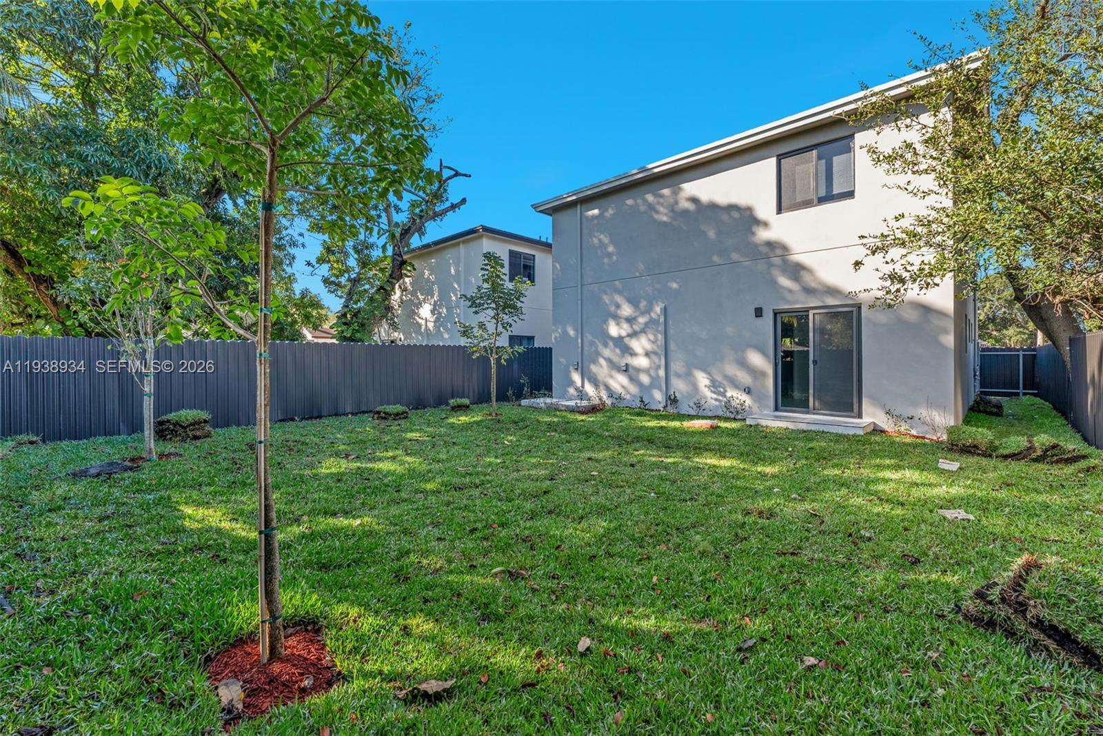 5821 NW 30th Ave Miami, FL 33142