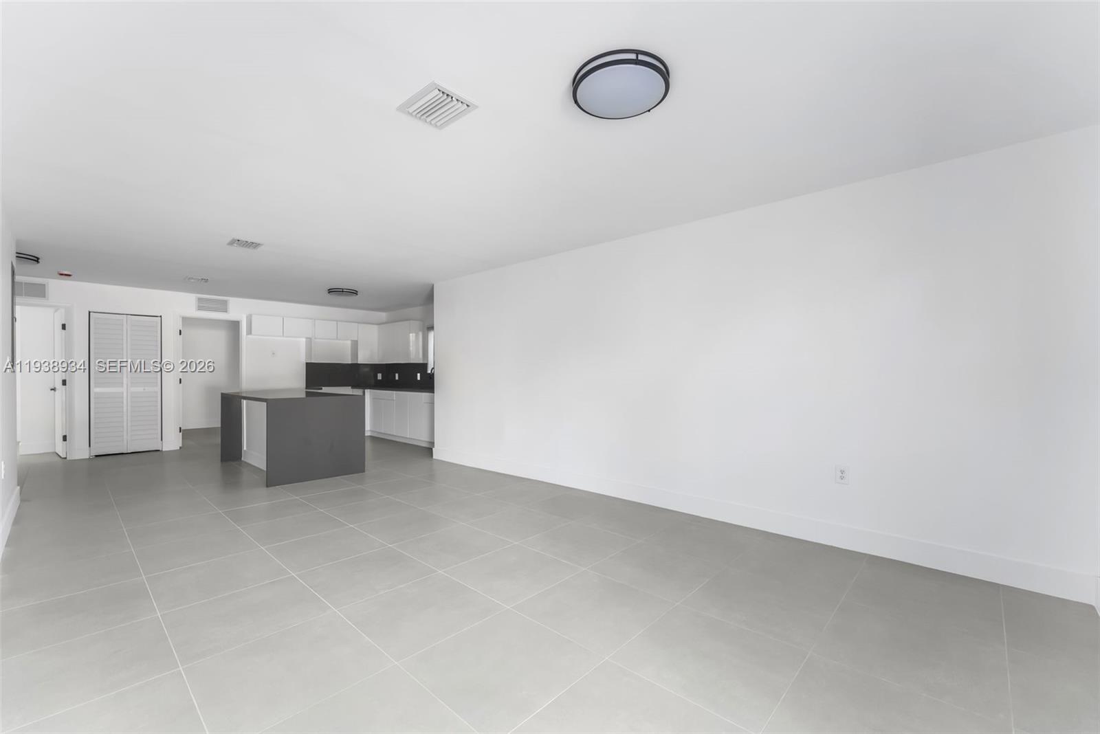 5821 NW 30th Ave Miami, FL 33142