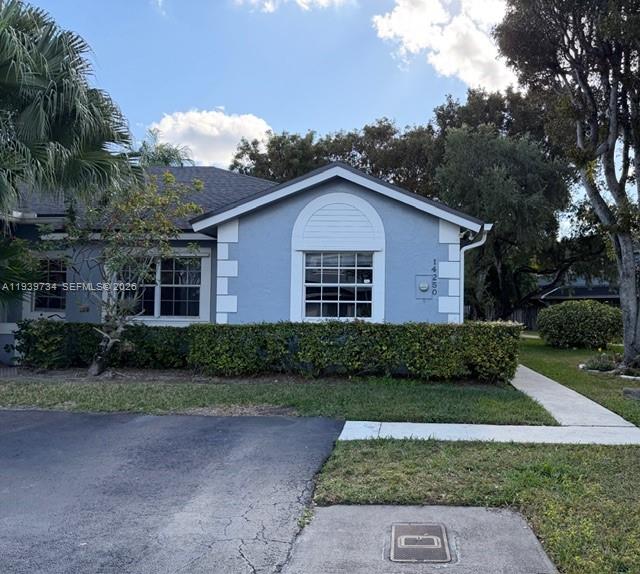 14250 SW 96th Ter Miami, FL 33186