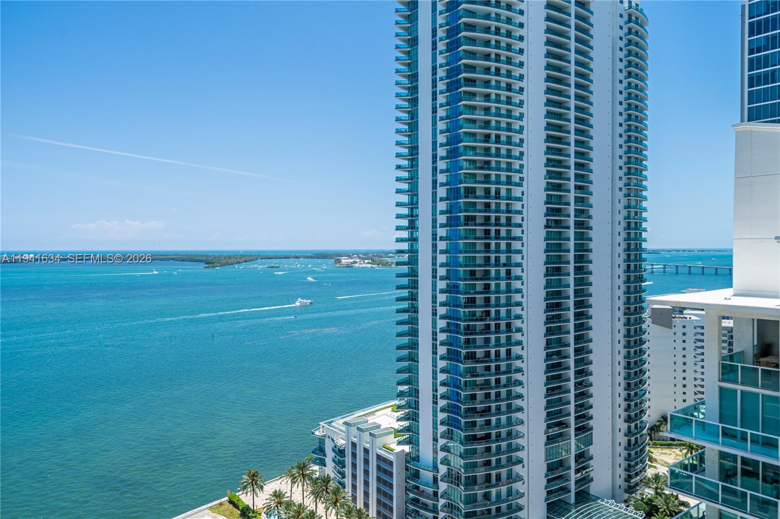 1200 Brickell Bay Dr #2807