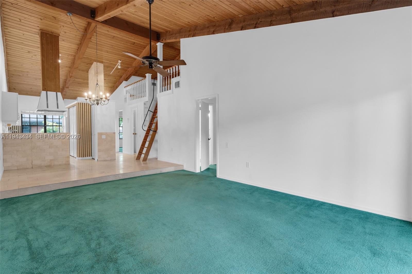 13502 SW 102nd Ln Miami, FL 33186