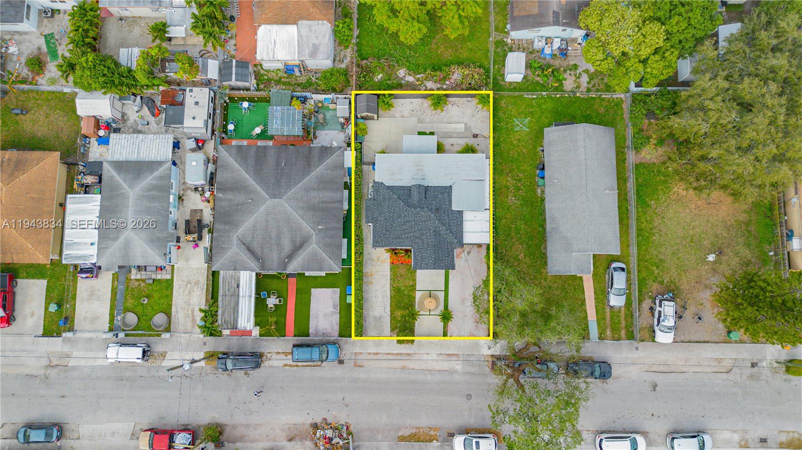 3041 NW 51st St Miami, FL 33142